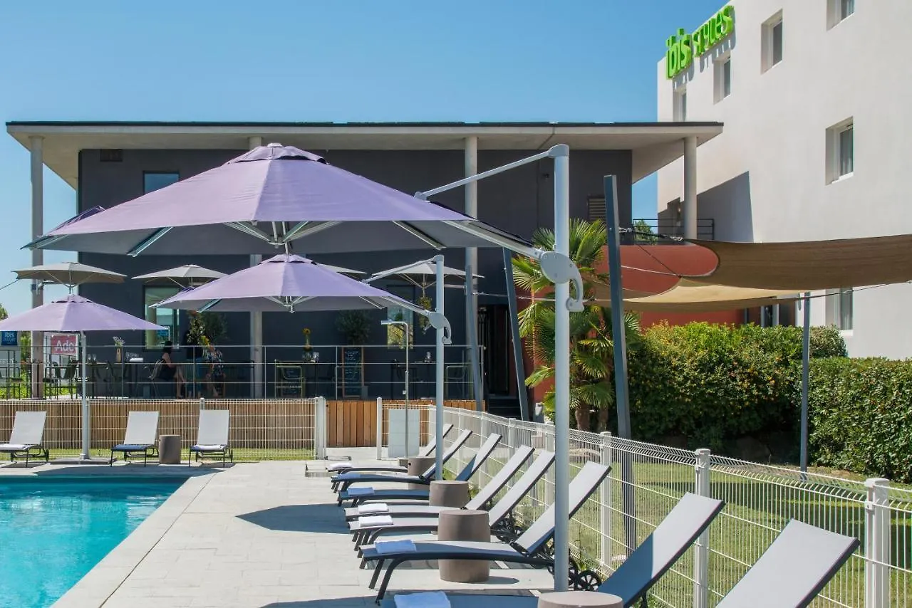 Ibis Styles Pertuis Portes Du Luberon