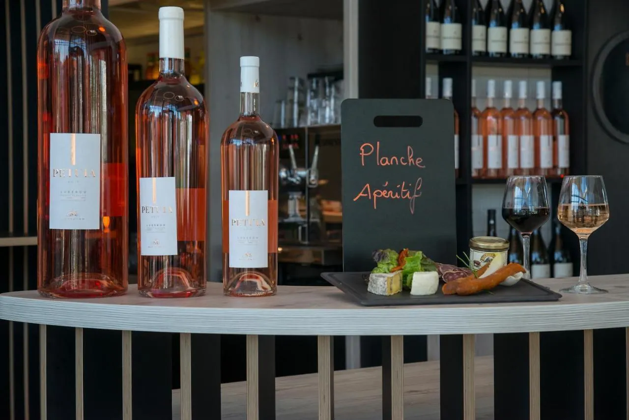 Hotel Ibis Styles Pertuis Portes Du Luberon