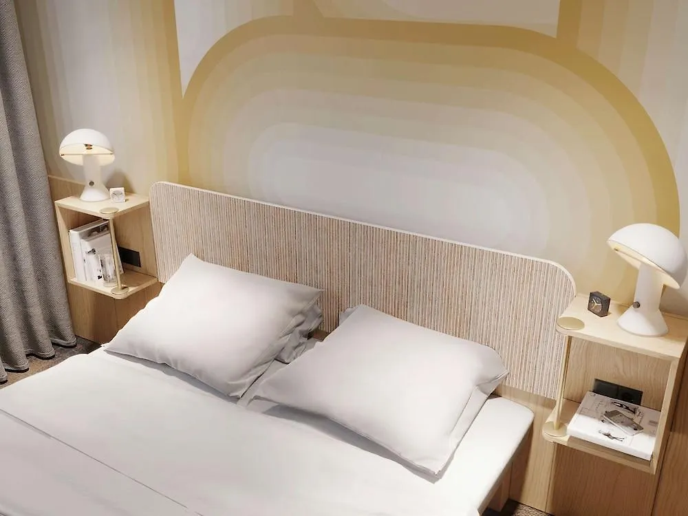 ibis Styles Pertuis Portes du Luberon Frankreich