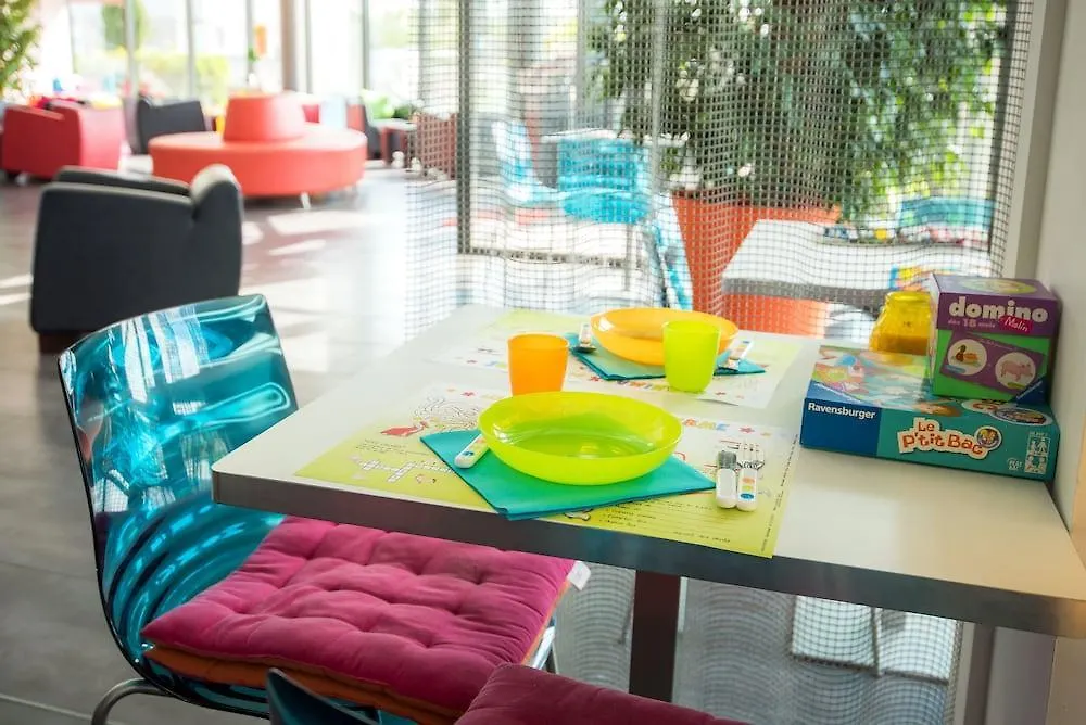 Hotel Ibis Styles Pertuis Portes Du Luberon